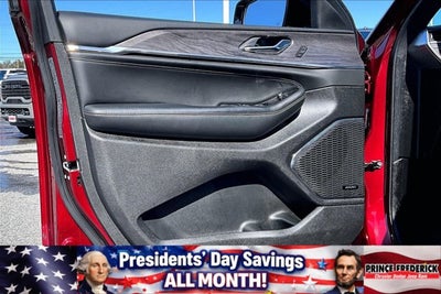 2025 Jeep Grand Cherokee Overland