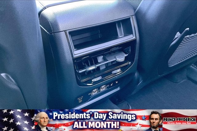 2025 Jeep Grand Cherokee Overland