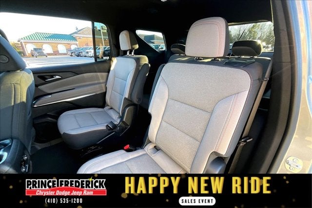 2025 Chevrolet Traverse FWD LT