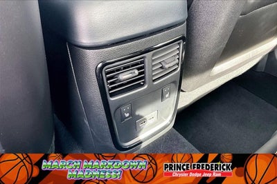 2023 Chrysler 300 300S