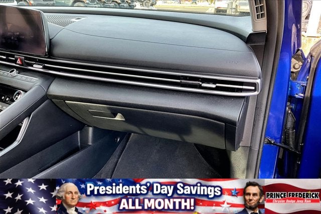 2022 Hyundai Elantra Limited