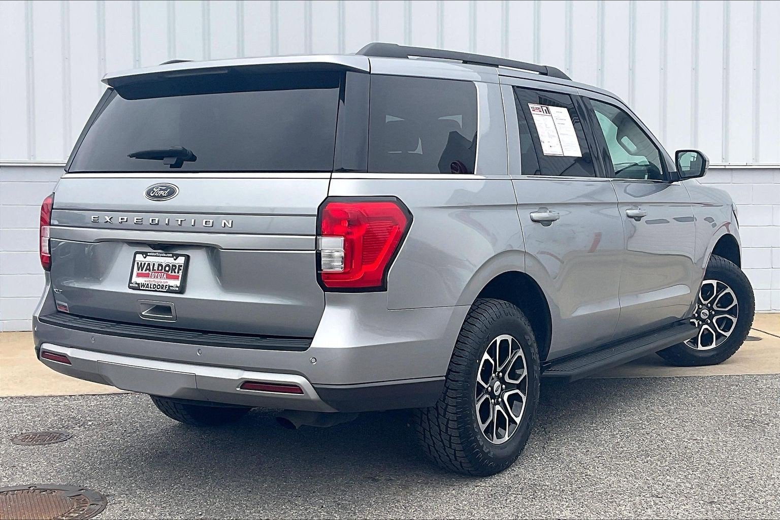 2024 Ford Expedition XLT