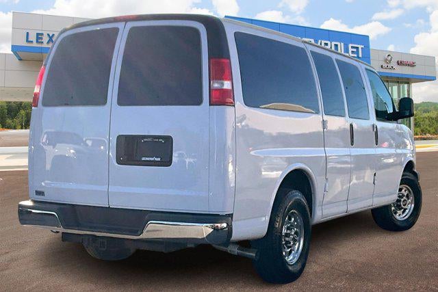 2018 Chevrolet Express Passenger LT