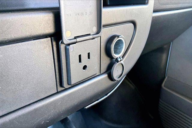 2018 Chevrolet Express Passenger LT