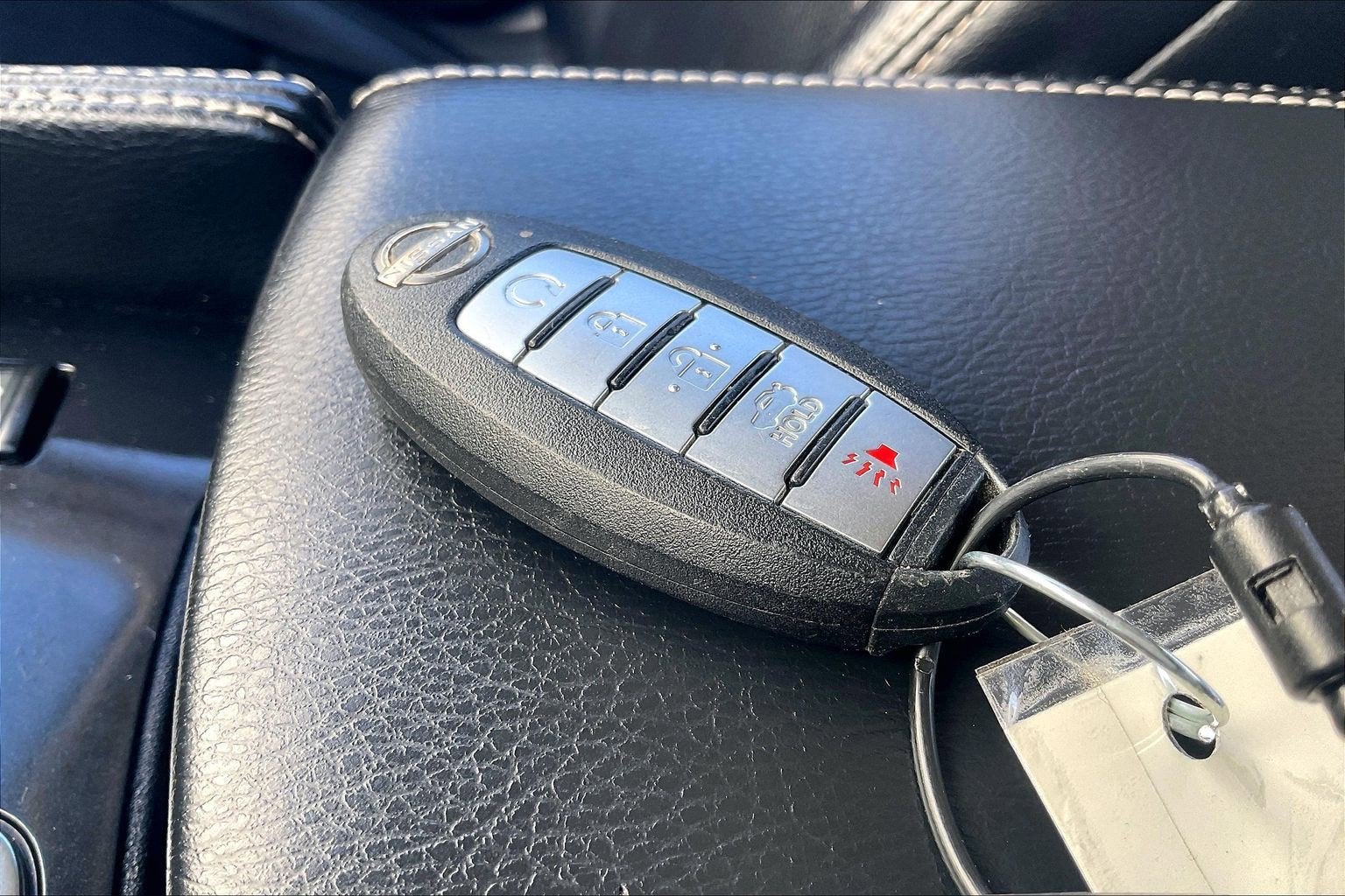 2023 Nissan Maxima SV