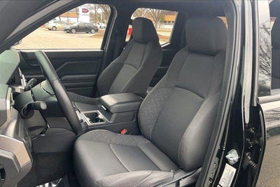 2025 Toyota Tacoma 4WD SR5