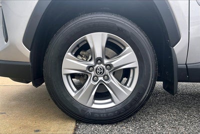 2022 Toyota RAV4 Hybrid XLE