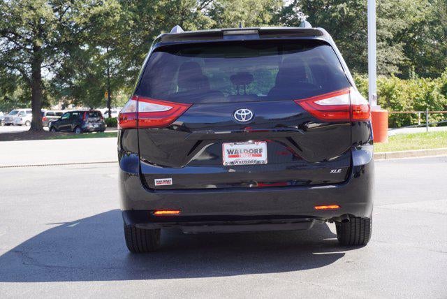 2019 Toyota Sienna XLE