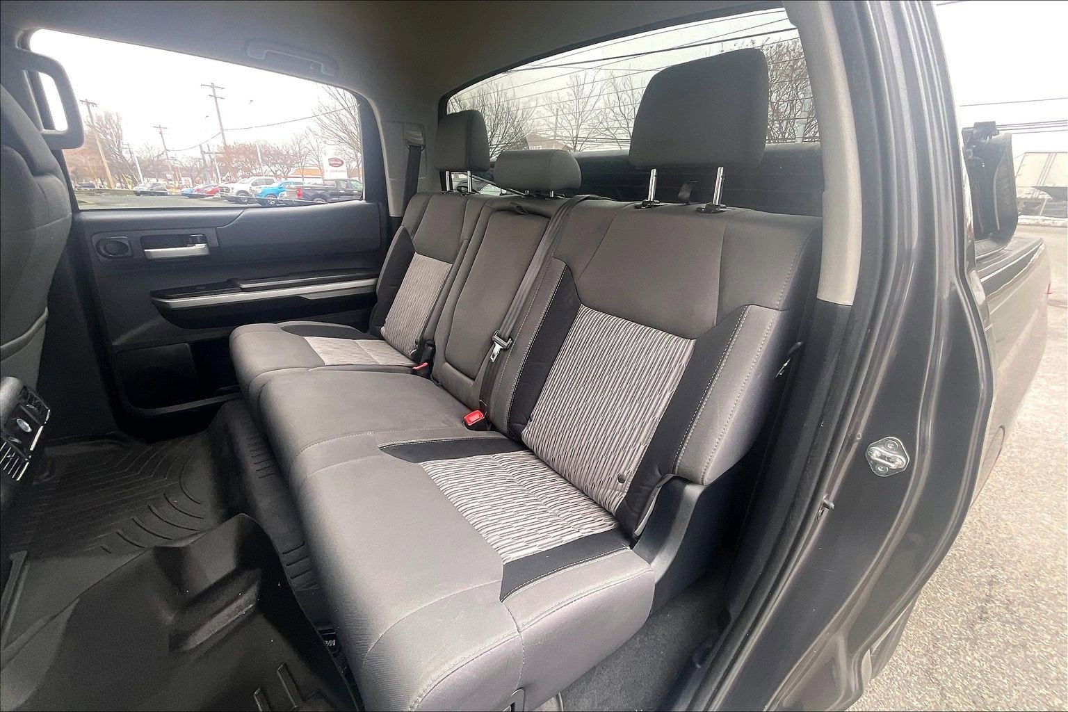 2015 Toyota Tundra SR5