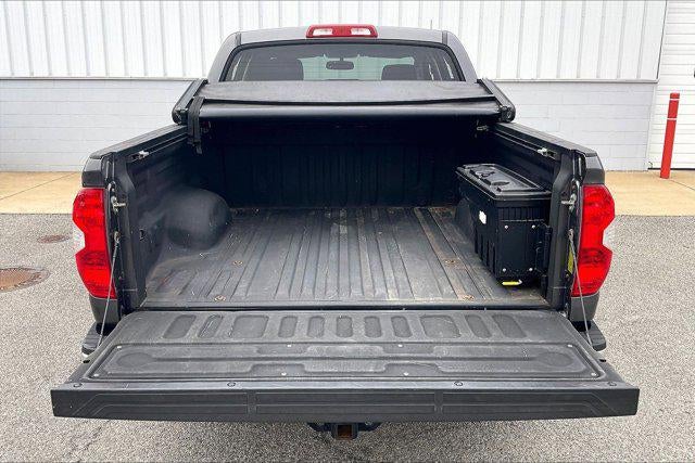 2015 Toyota Tundra SR5