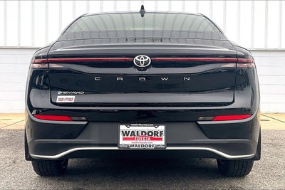 2025 Toyota Crown XLE