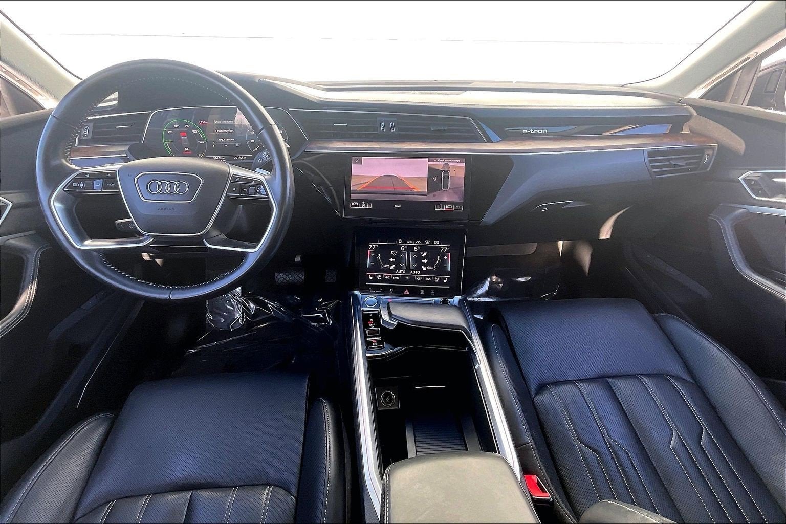 2019 Audi e-tron Prestige