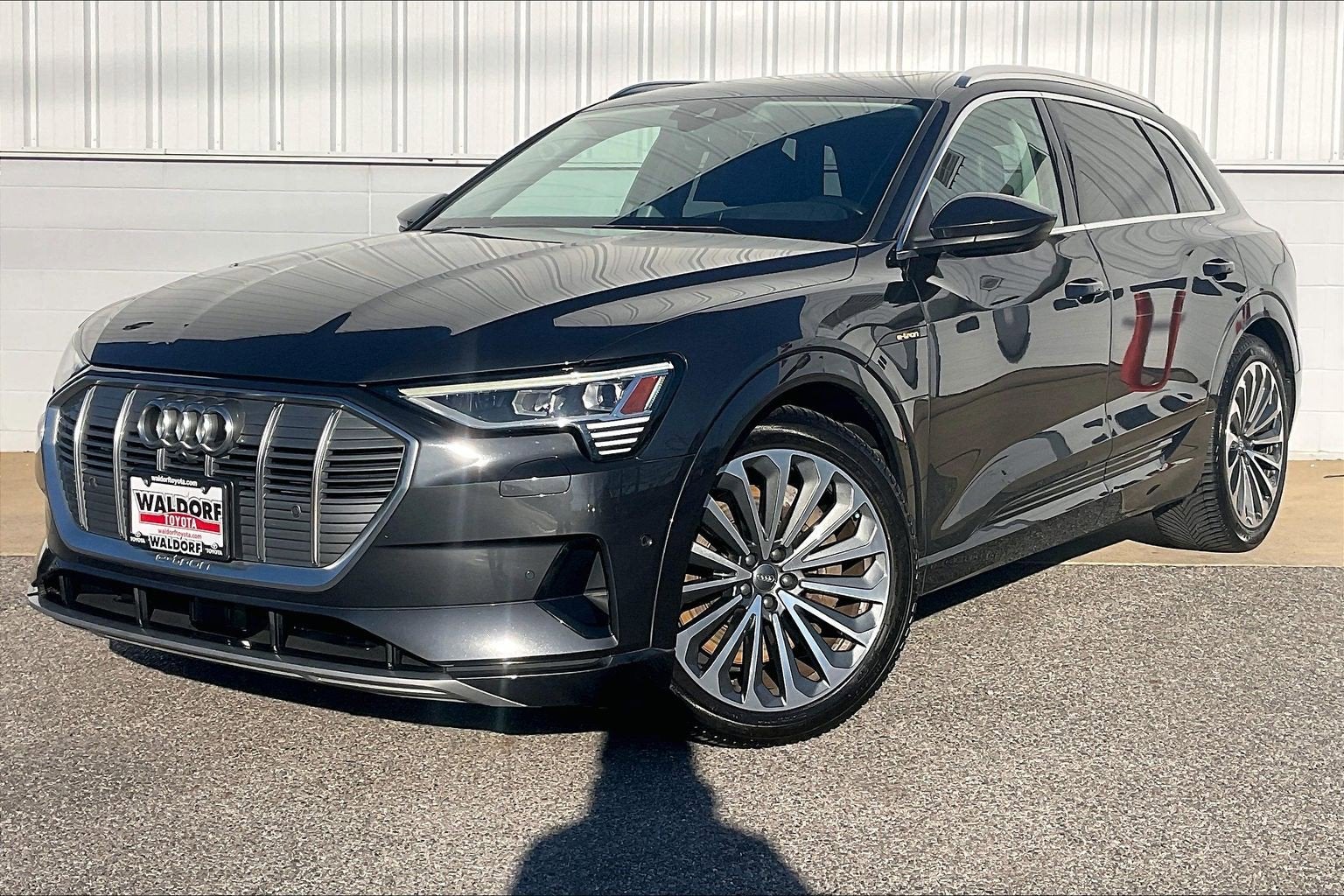 2019 Audi e-tron Prestige