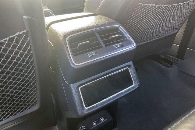 2019 Audi e-tron Prestige