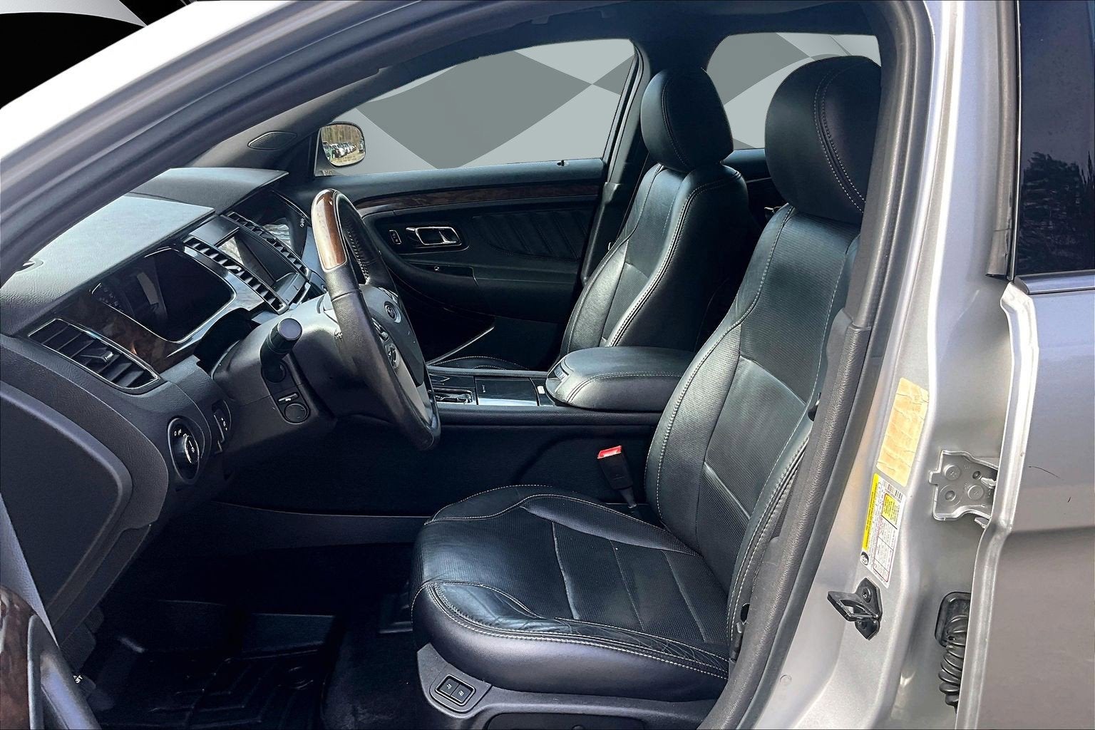 2017 Ford Taurus Limited