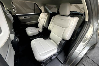 2026 Ford Explorer Active w/200A Pkg