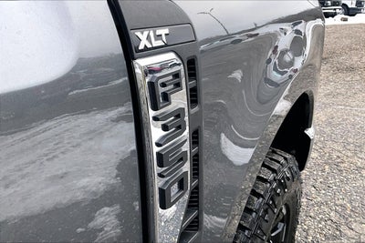 2025 Ford Super Duty F-350 SRW XLT