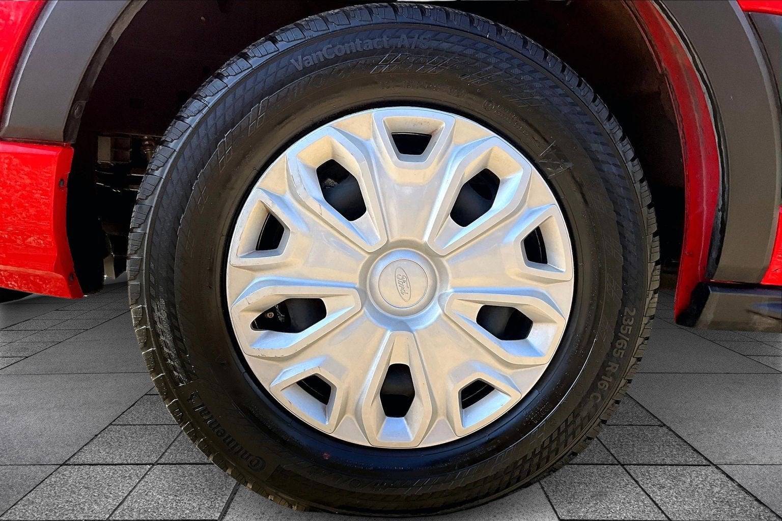 2024 Ford E-Transit Cargo Van T-3