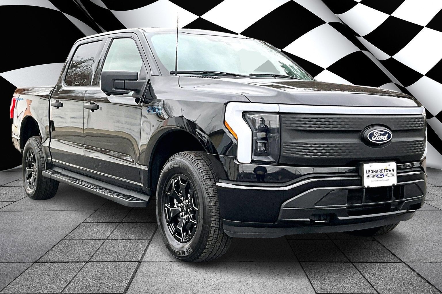 2025 Ford F-150 Lightning XLT PRO POWER