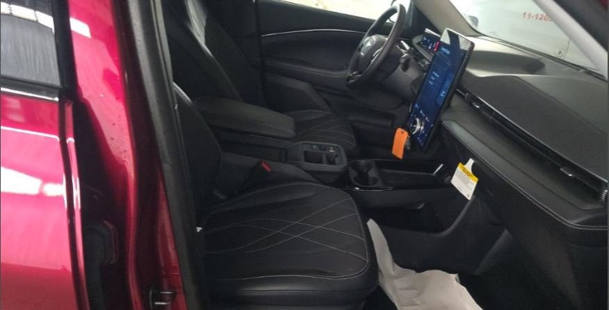 2025 Ford Mustang Mach-E AWD COMFORT PKG