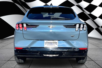 2023 Ford Mustang Mach-E California Route 1