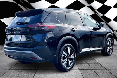 2022 Nissan Rogue SL
