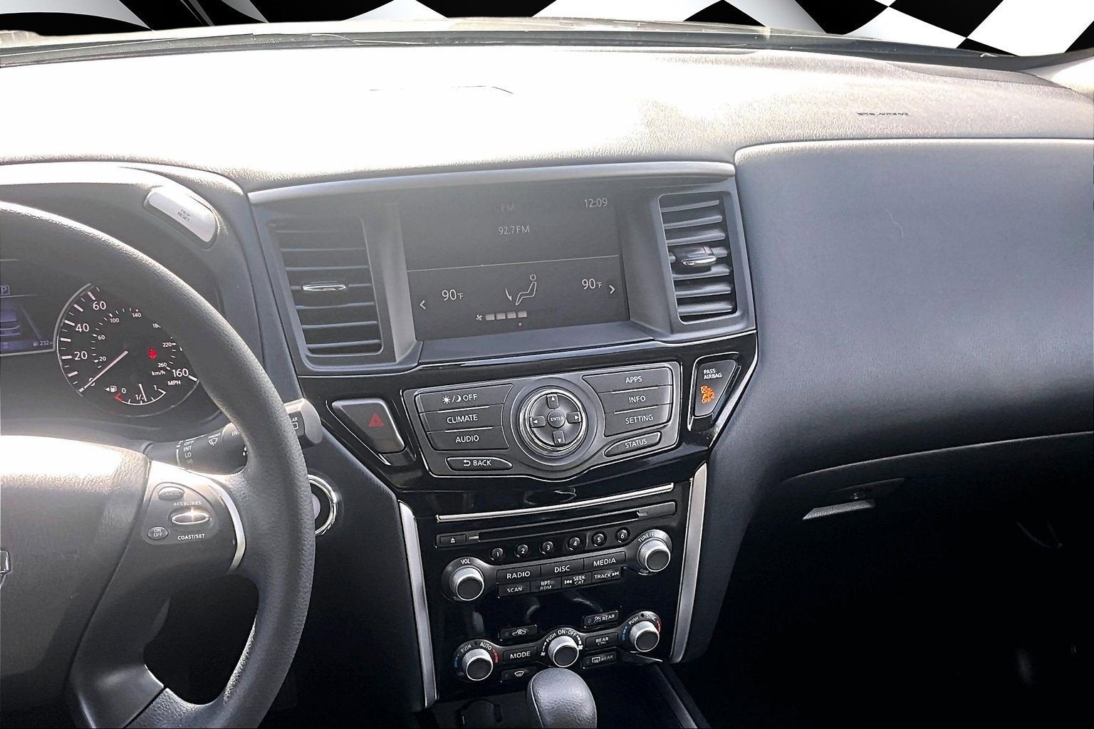 2020 Nissan Pathfinder S