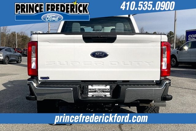 2026 Ford Super Duty F-350 SRW XL