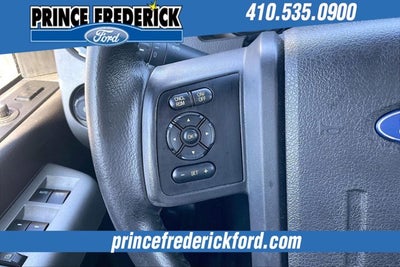 2013 Ford Super Duty F-350 DRW Lariat