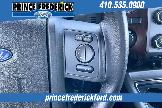 2013 Ford Super Duty F-350 DRW Lariat