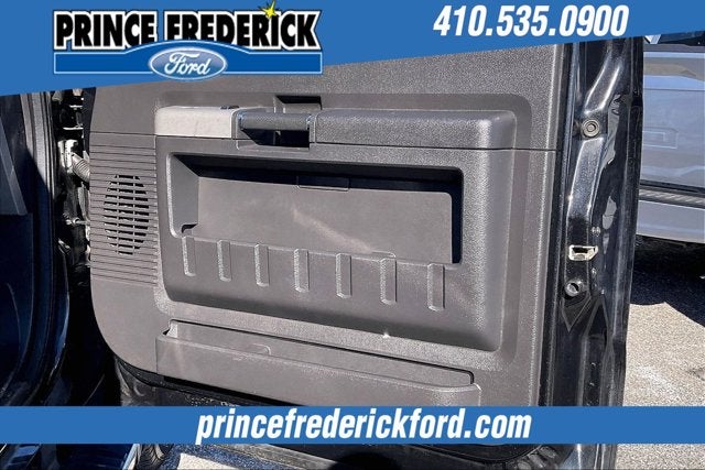 2013 Ford Super Duty F-350 DRW Lariat