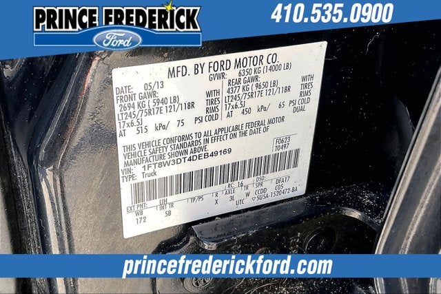 2013 Ford Super Duty F-350 DRW Lariat