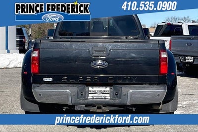 2013 Ford Super Duty F-350 DRW Lariat