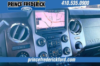 2013 Ford Super Duty F-350 DRW Lariat