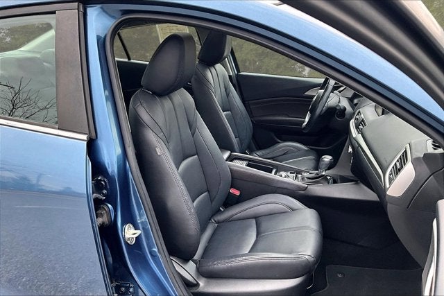 2017 Mazda Mazda3 4-Door Touring