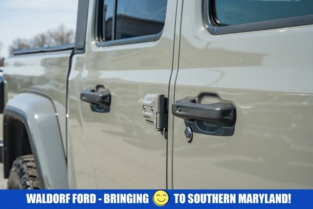 2022 Jeep Gladiator Willys