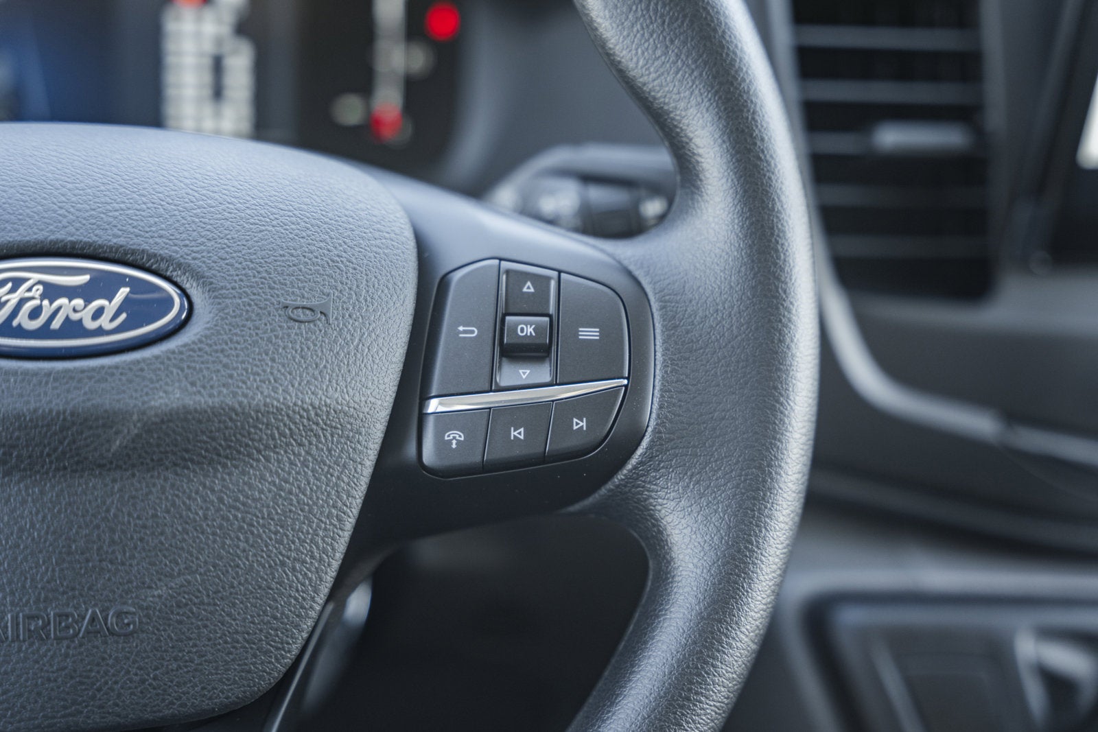 2026 Ford Transit Passenger Wagon XL