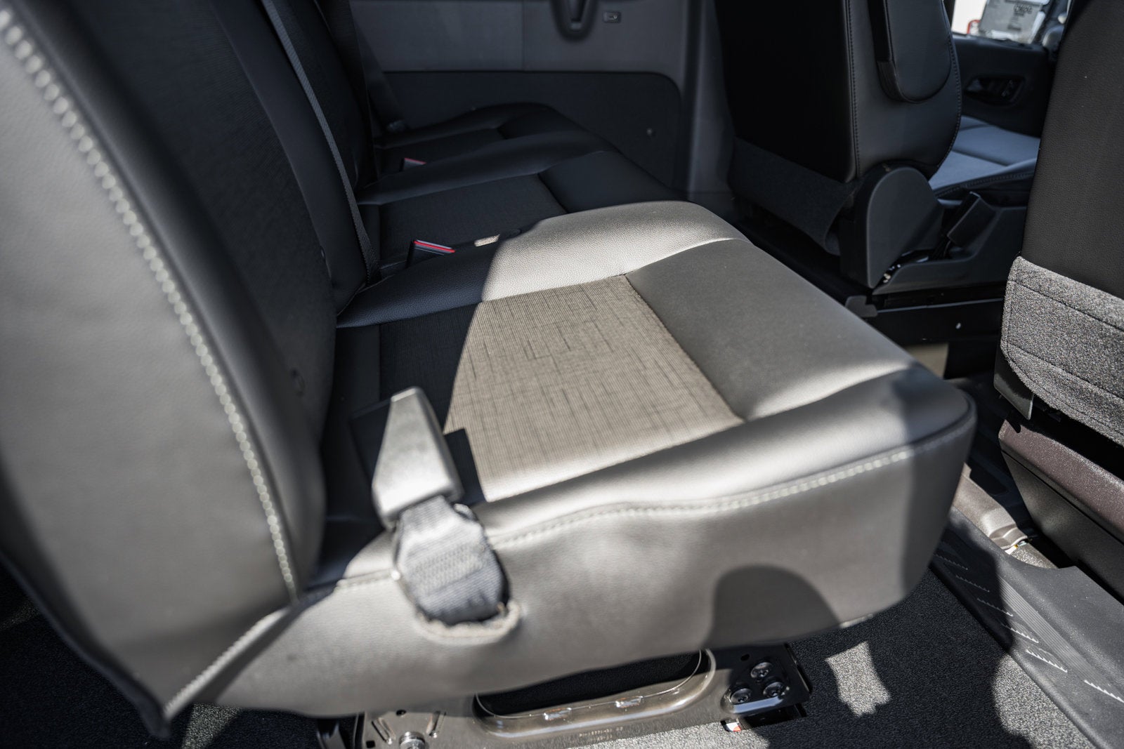 2026 Ford Transit Passenger Wagon XL