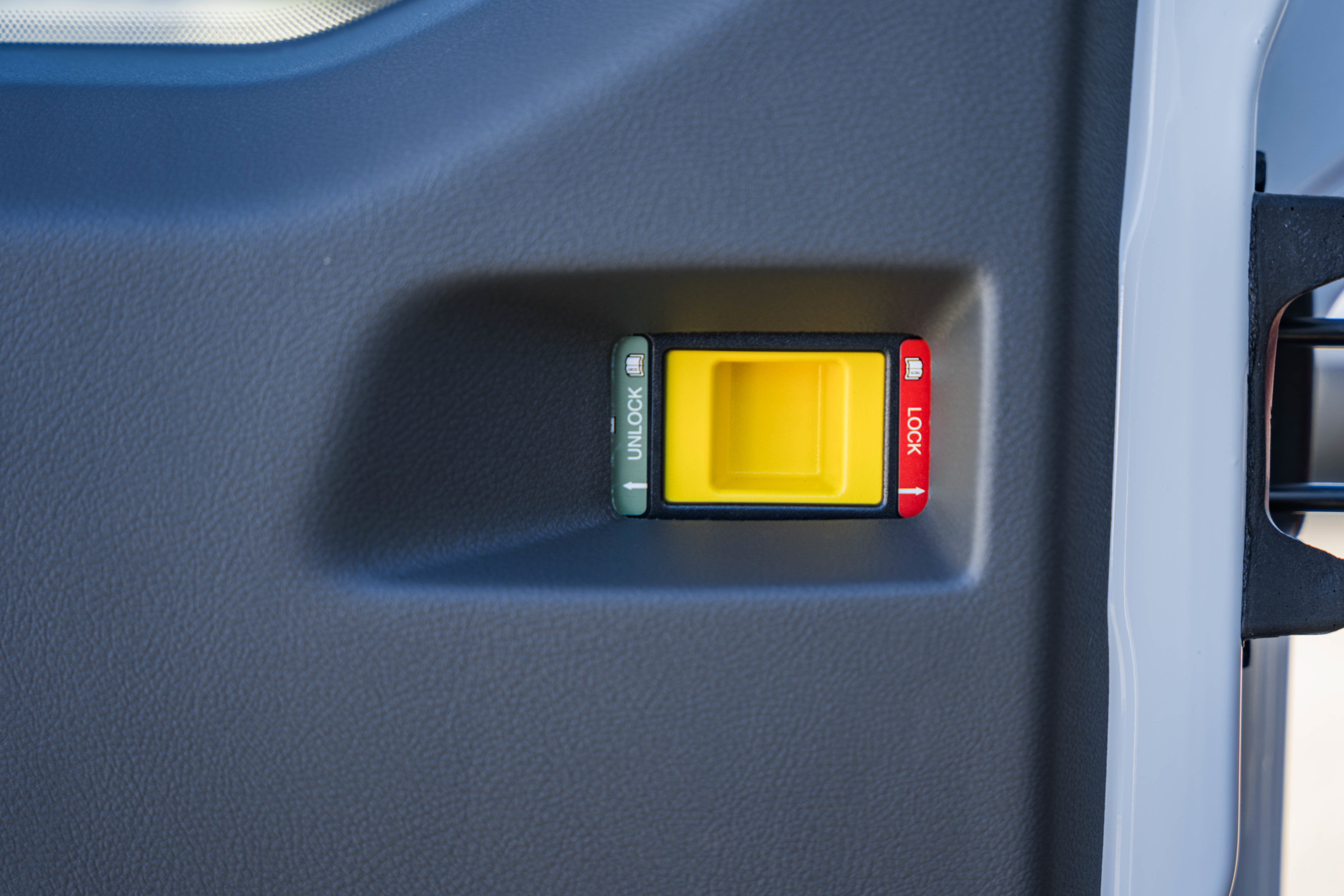 2026 Ford Transit Passenger Wagon XLT