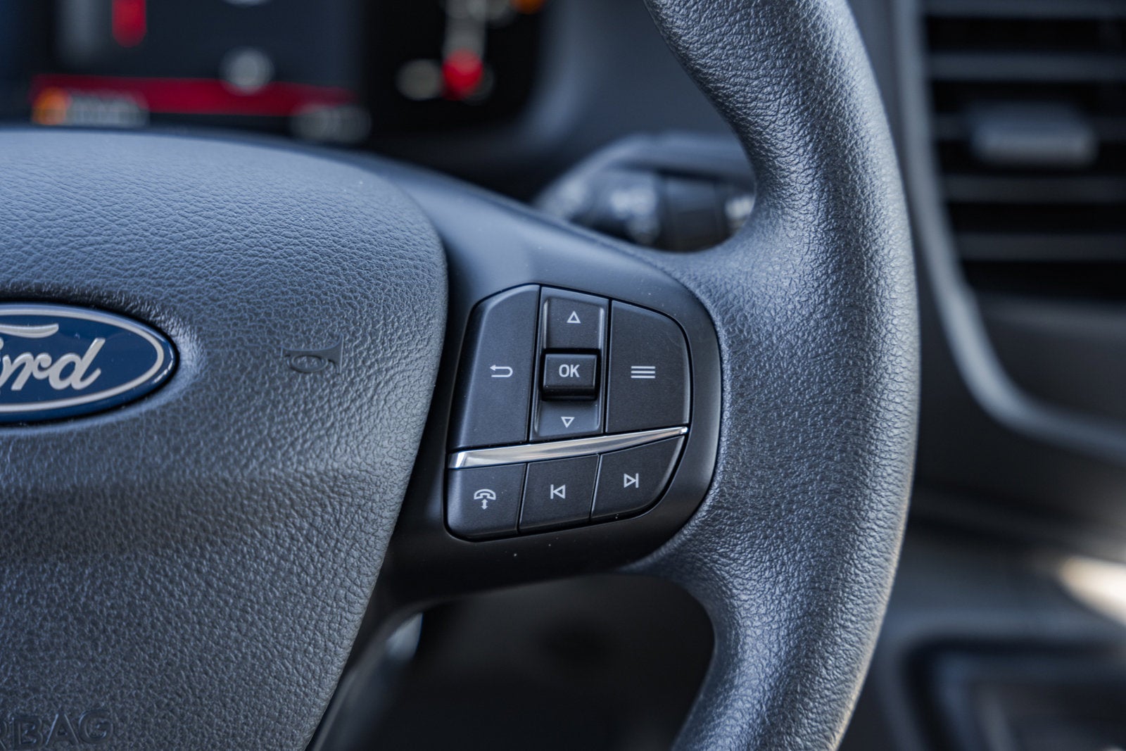 2026 Ford Transit Passenger Wagon XL