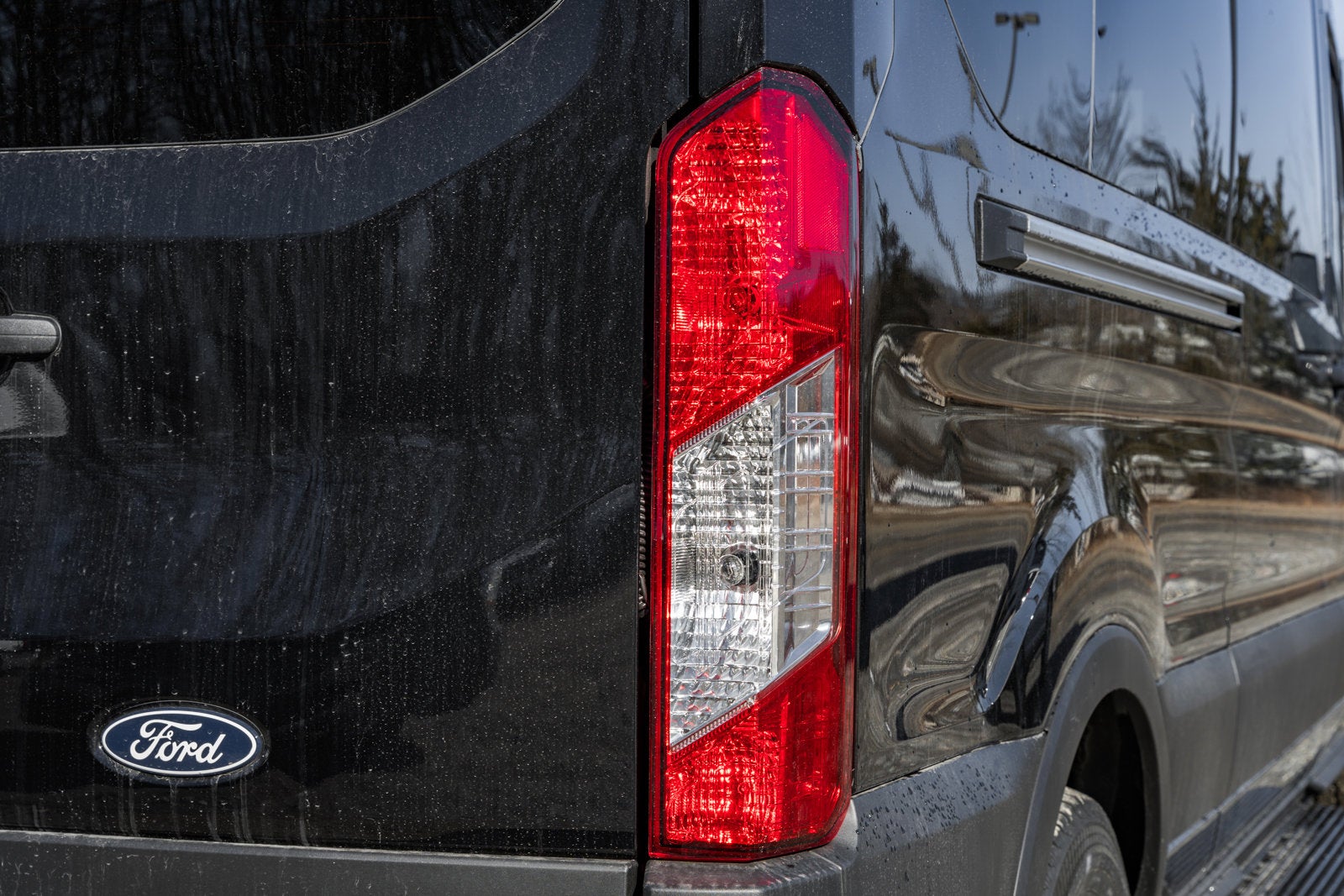 2026 Ford Transit Passenger Wagon XL