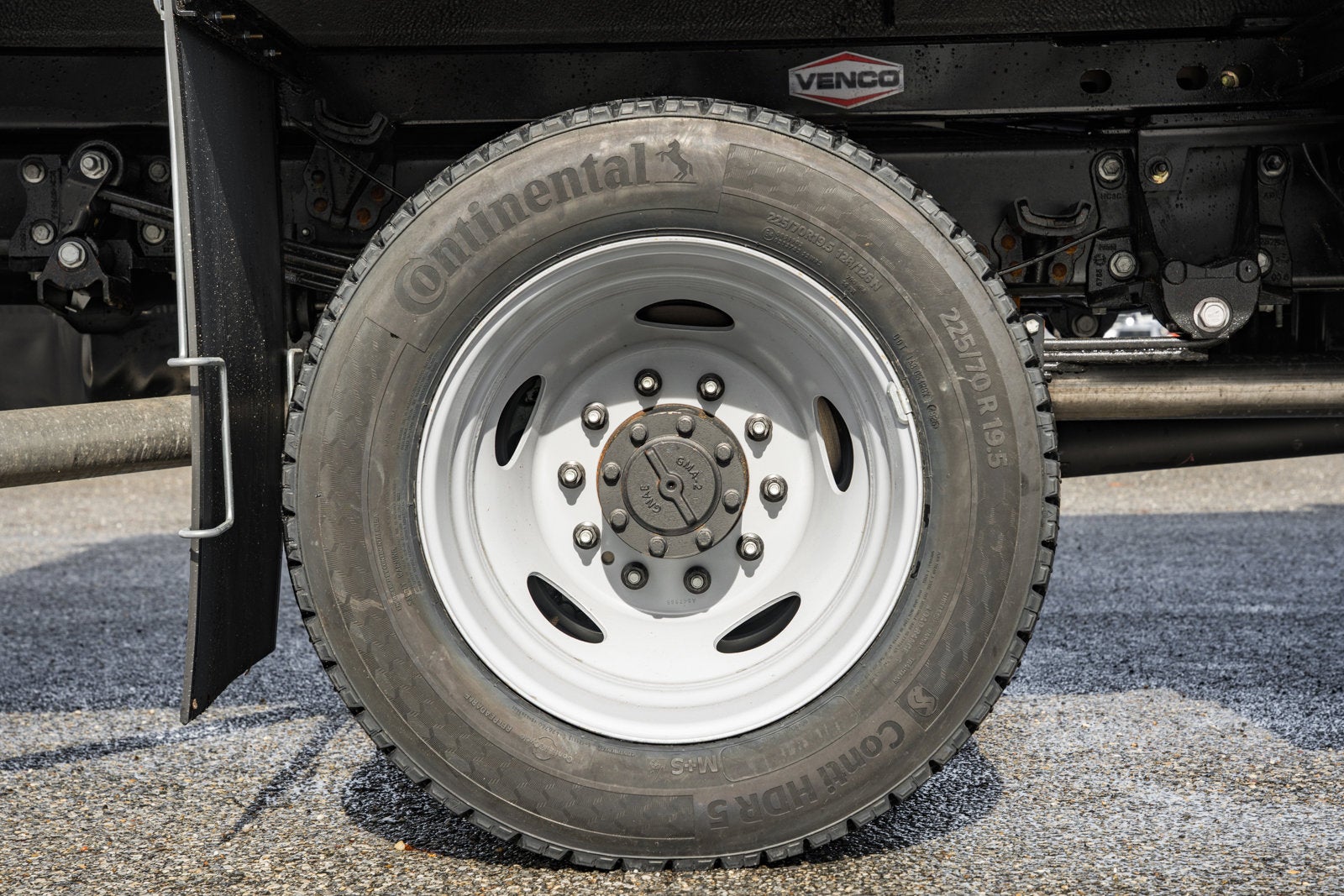 2026 Ford Super Duty F-550 DRW XL DRW