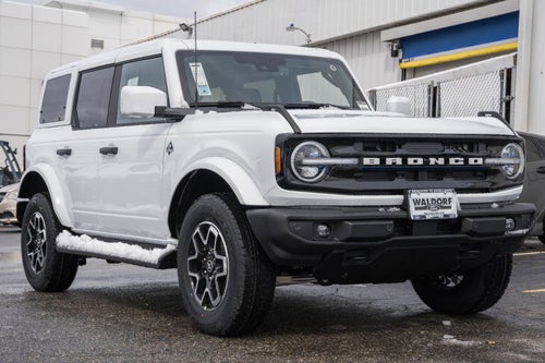 2026 Ford Bronco Outer Banks