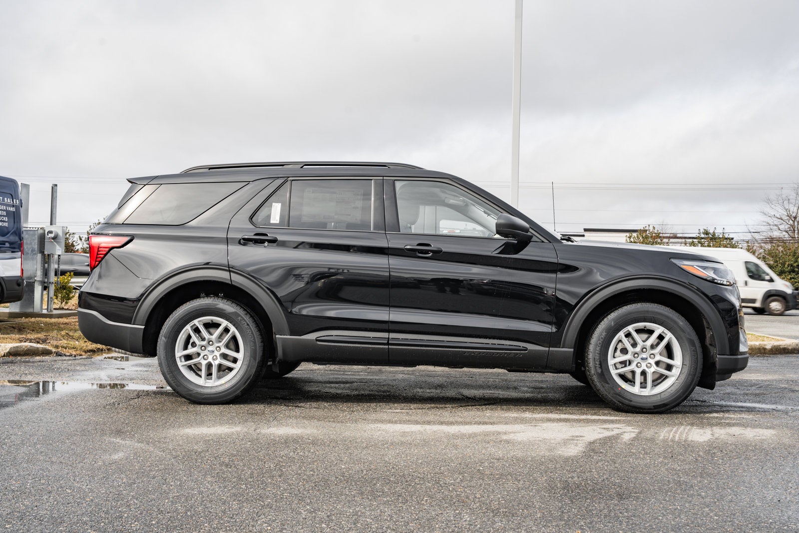 2026 Ford Explorer Active w/200A Pkg