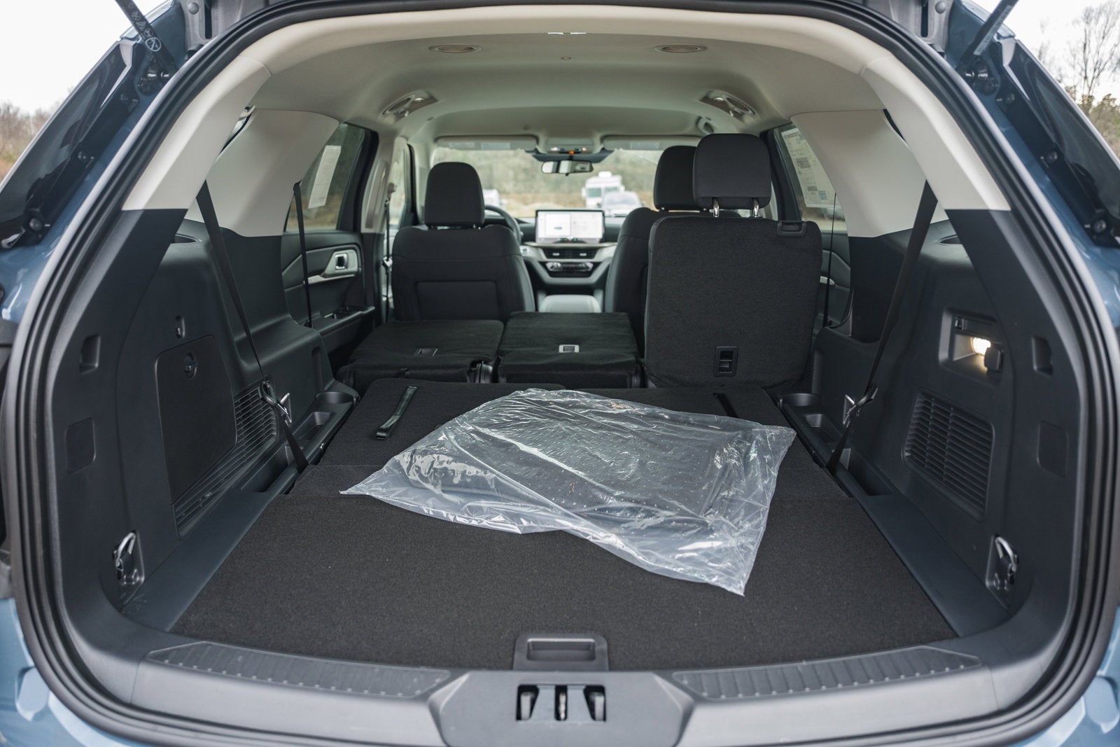 2026 Ford Explorer Active w/100A Pkg