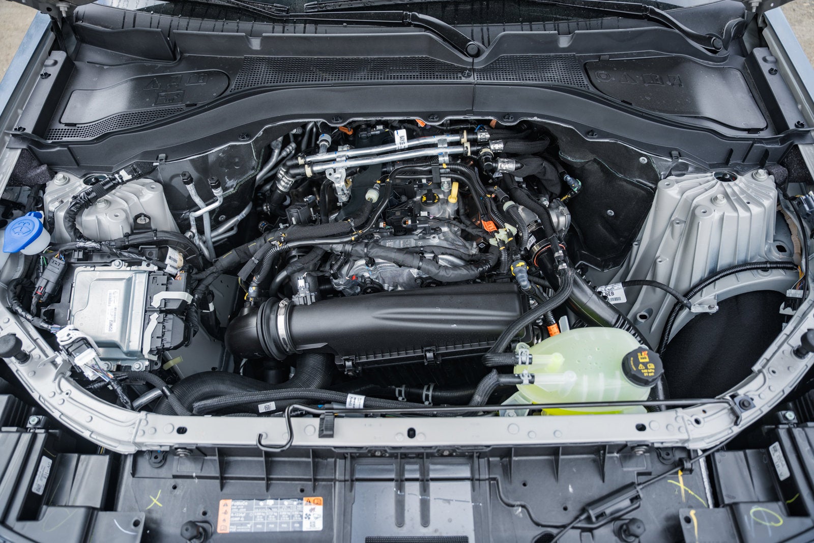 2026 Ford Explorer Active w/100A Pkg