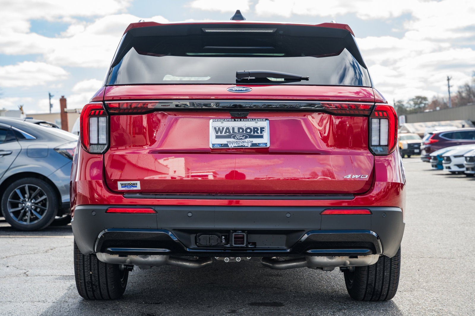 2026 Ford Explorer ST-Line