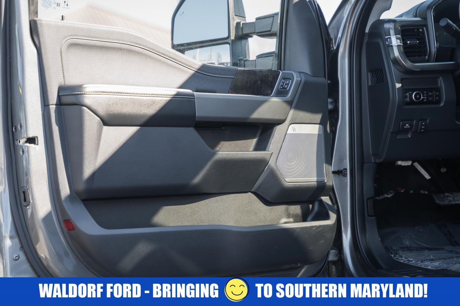 2025 Ford Super Duty F-250 SRW LARIAT