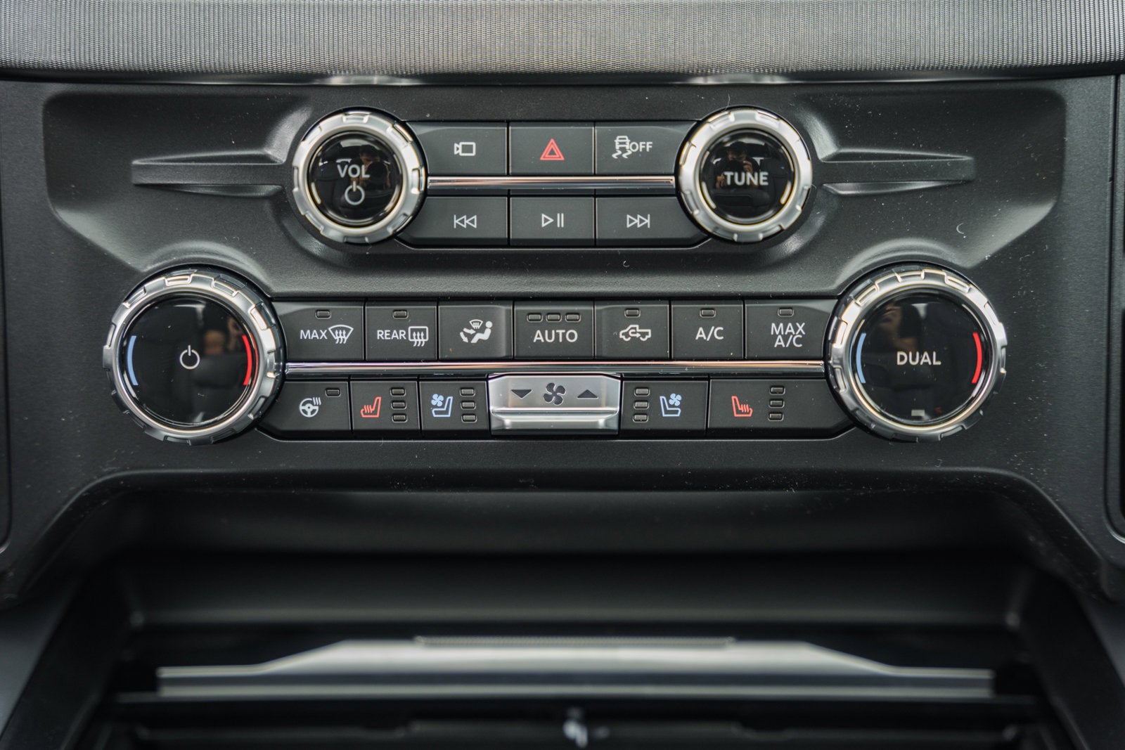 2026 Ford Super Duty F-350 SRW Platinum