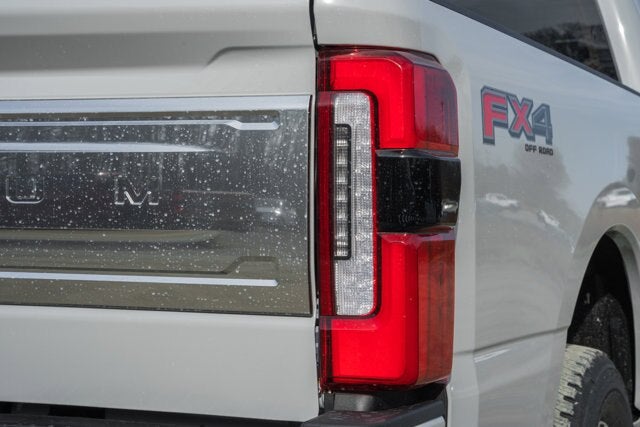 2026 Ford Super Duty F-350 SRW Platinum